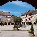 Le Senechal 4* Sauveterre-de-Rouergue