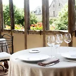 Le Senechal 4* Sauveterre-de-Rouergue
