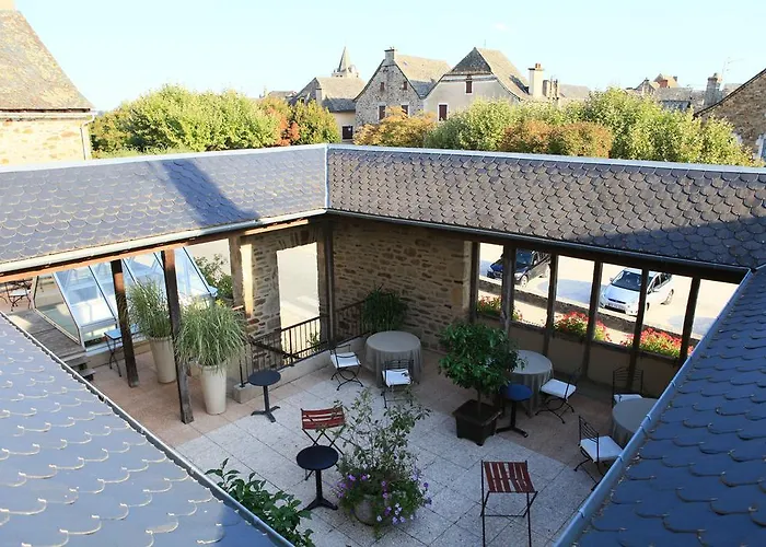 Le Senechal 4* Sauveterre-de-Rouergue