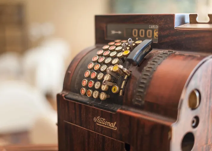 Ξενοδοχείο Le Senechal 4*