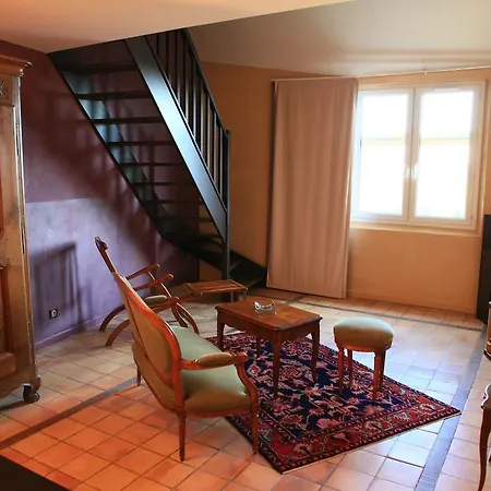 Le Senechal Hotel Sauveterre-de-Rouergue