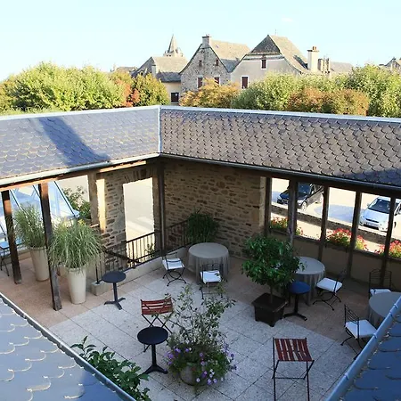 Le Senechal 4* Sauveterre-de-Rouergue