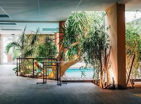 Le Senechal Hotel Sauveterre-de-Rouergue