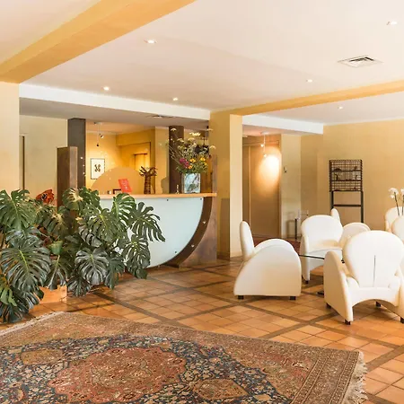 Hotel Le Senechal Sauveterre-de-Rouergue