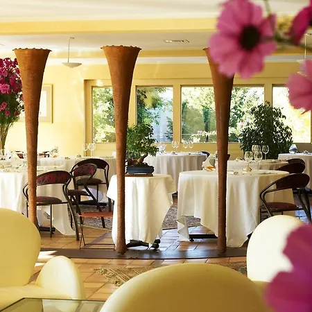 Hotel Le Senechal 4*